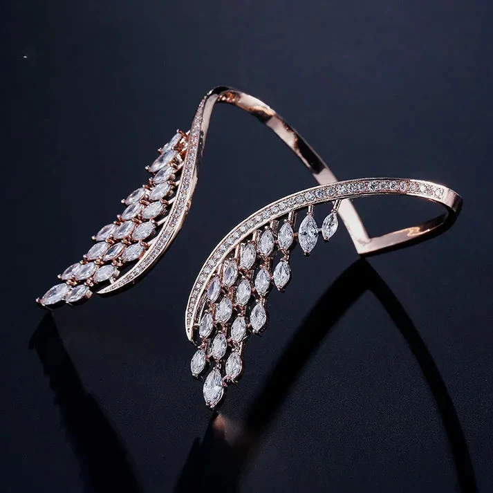 LumaLuxe™ — Glow with Effortless Elegance That Commands Attention - Image 5
