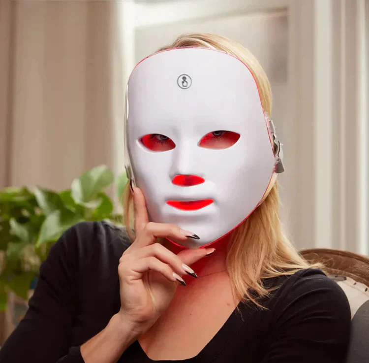 RadiantWave™ Mask — Unlock Your Skin’s Natural Glow with Effortless, Spa-Quality Care - Image 5
