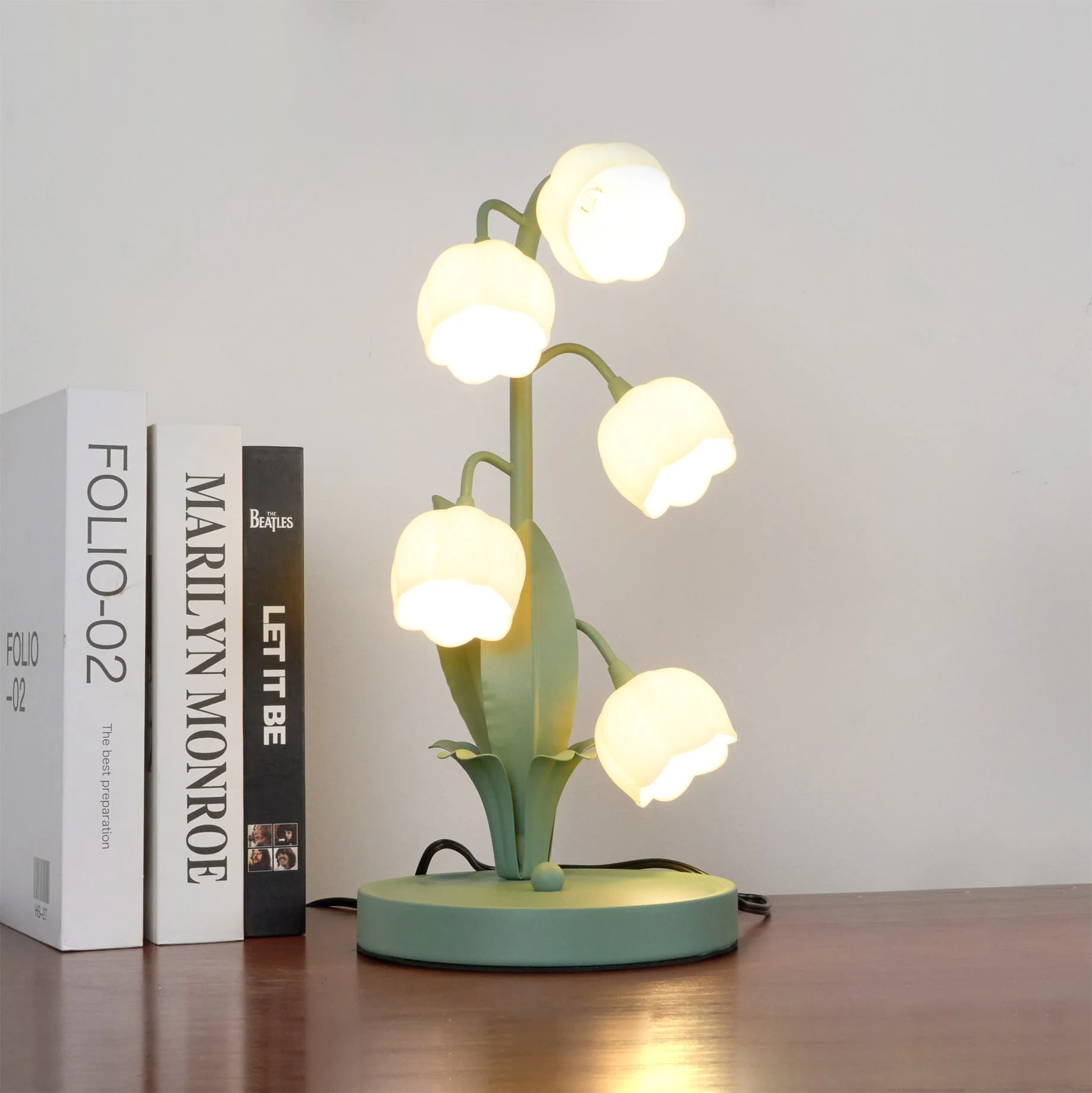 Table lamp with a bell orchid - Image 7