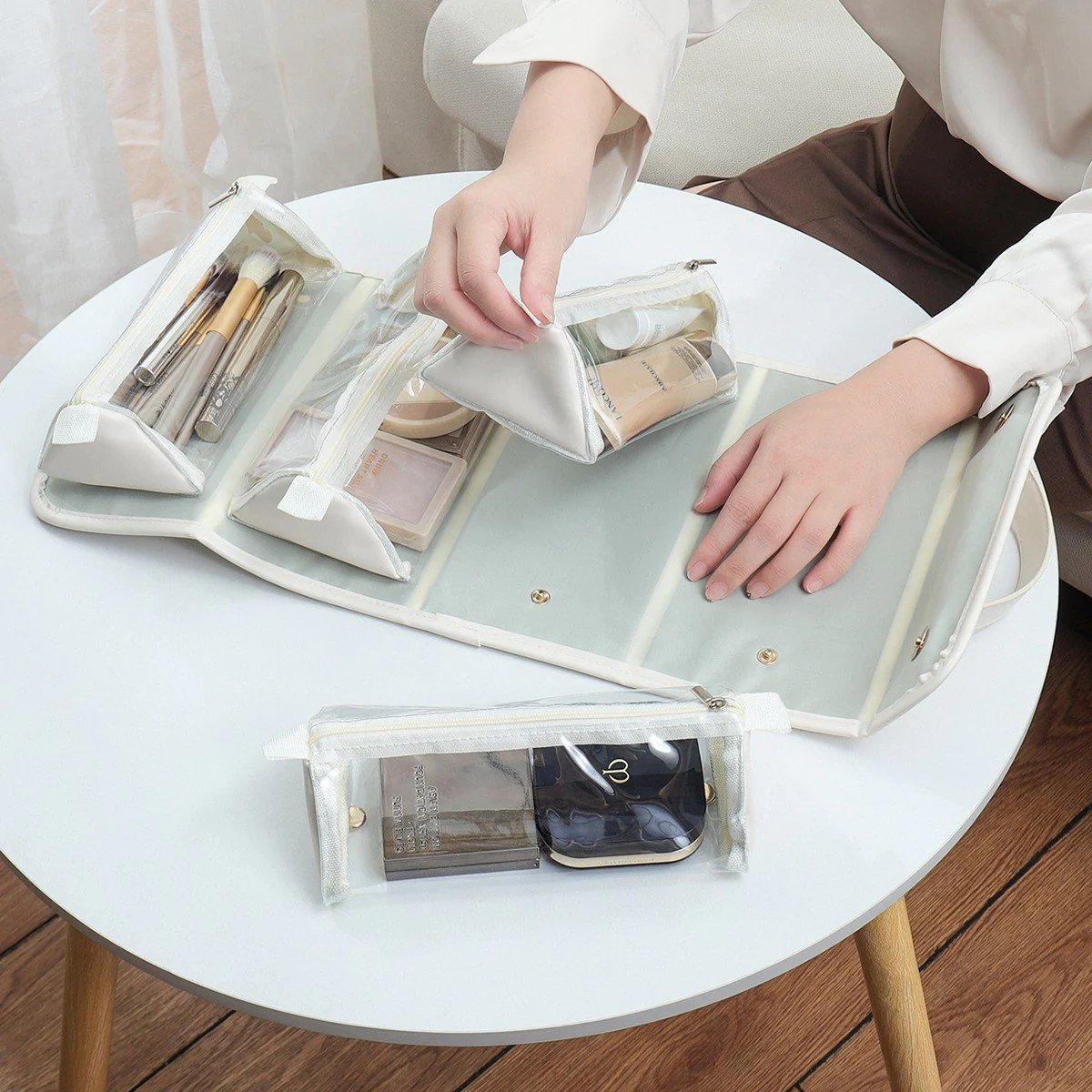 VivaLuxe™ 4-in-1 Cosmetic Bag — Seamless Style and Effortless Organization Wherever You Go - Image 9